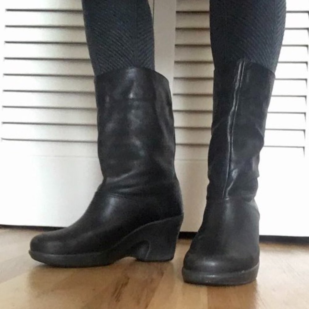 Dansko Mid-calf or roll/fold-down boot, EU 38 US 7.5-8